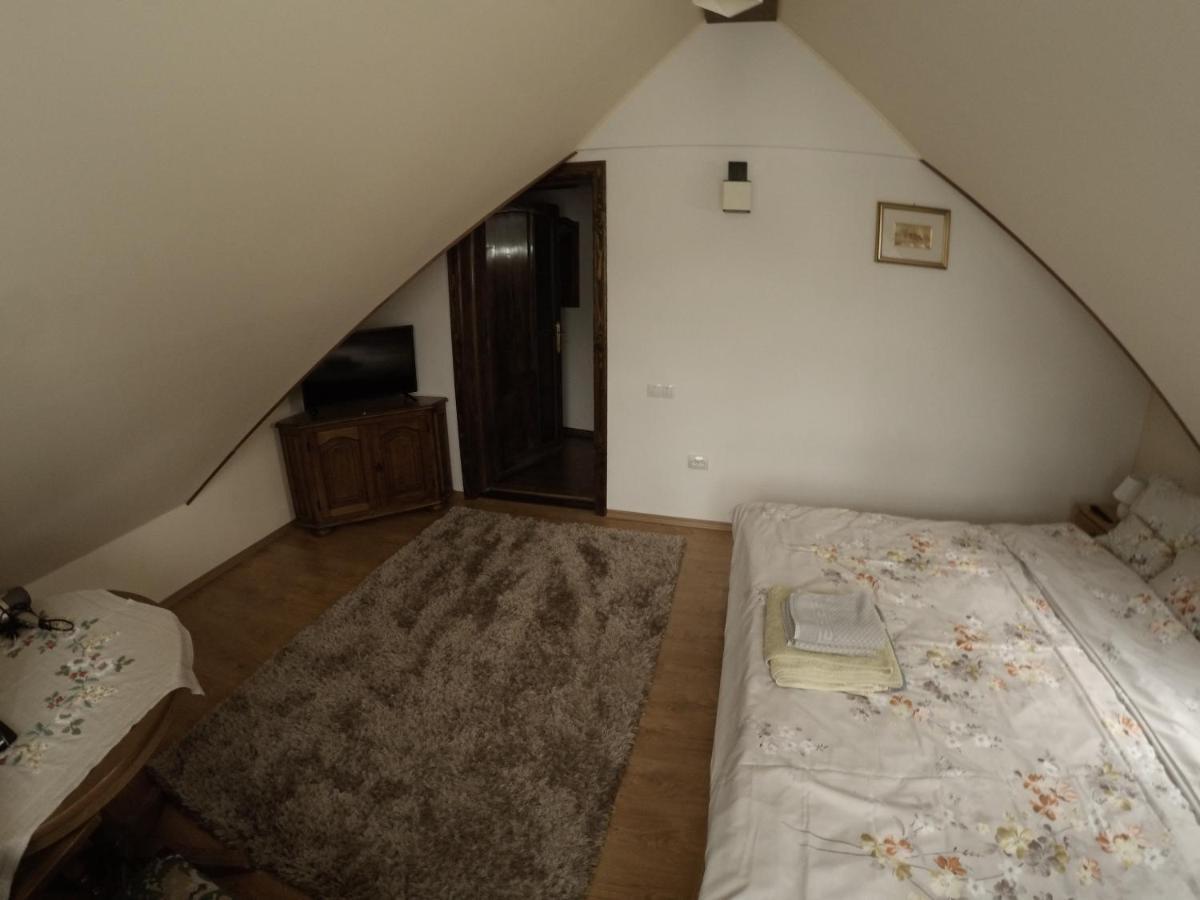 Conacul Caterinei Polovragi Exterior foto